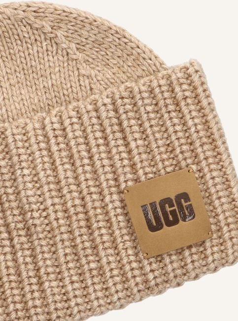 Camelfarbene UGG Mütze EXAGGERATED CUFF BEANIE Camelfarbene UGG Mütze EXAGGERATED CUFF BEANIE - large