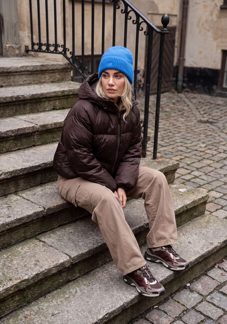 Braune WITHBLACK Wattierte Jack WBLEMMA SHORT DOWN PUFFER JKT - large