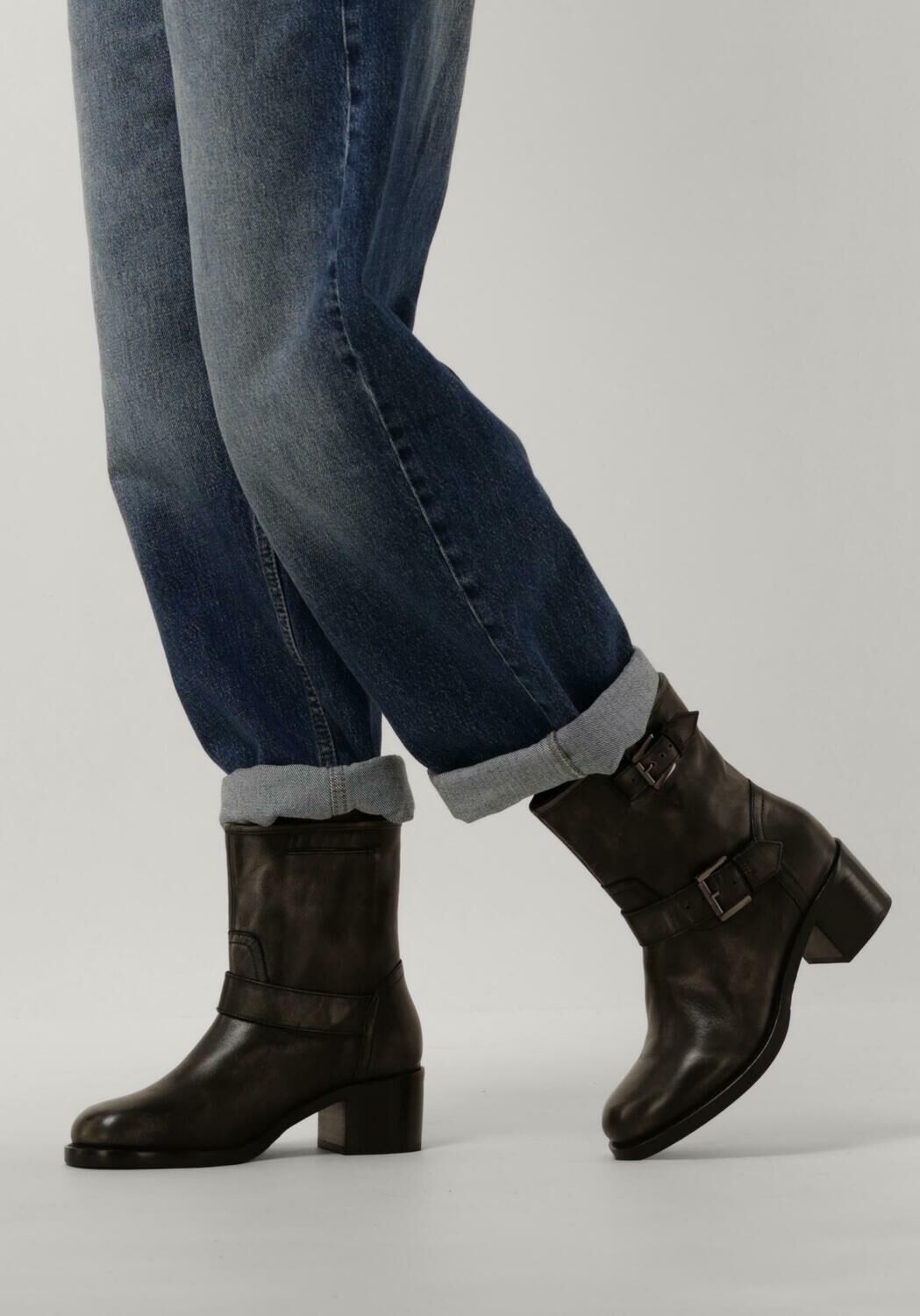 Schwarze BRONX Boots NEW-CAMPEROS 47528-A - large