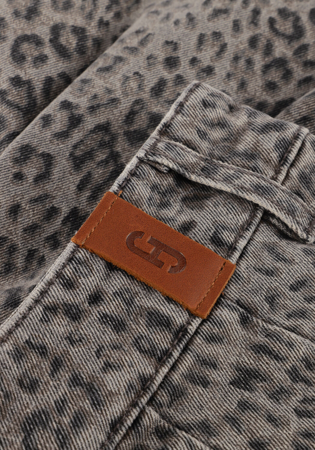 Graue JANICE Kurze Hose ARTHUR - large