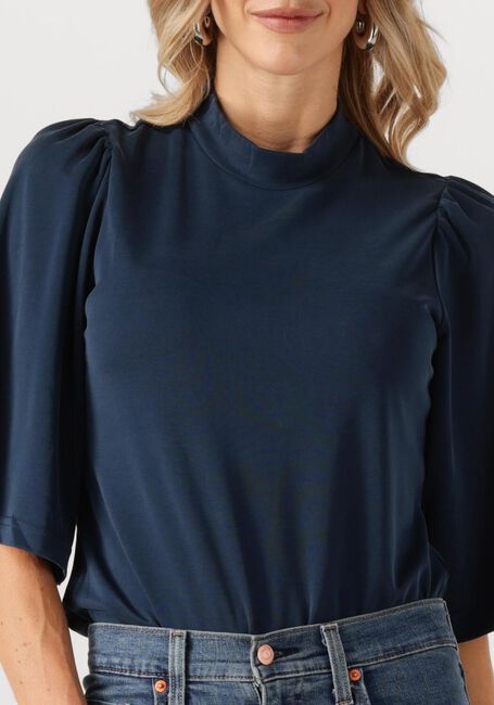 Dunkelblau MINUS Top KELLI MODAL T-SHIRT - large