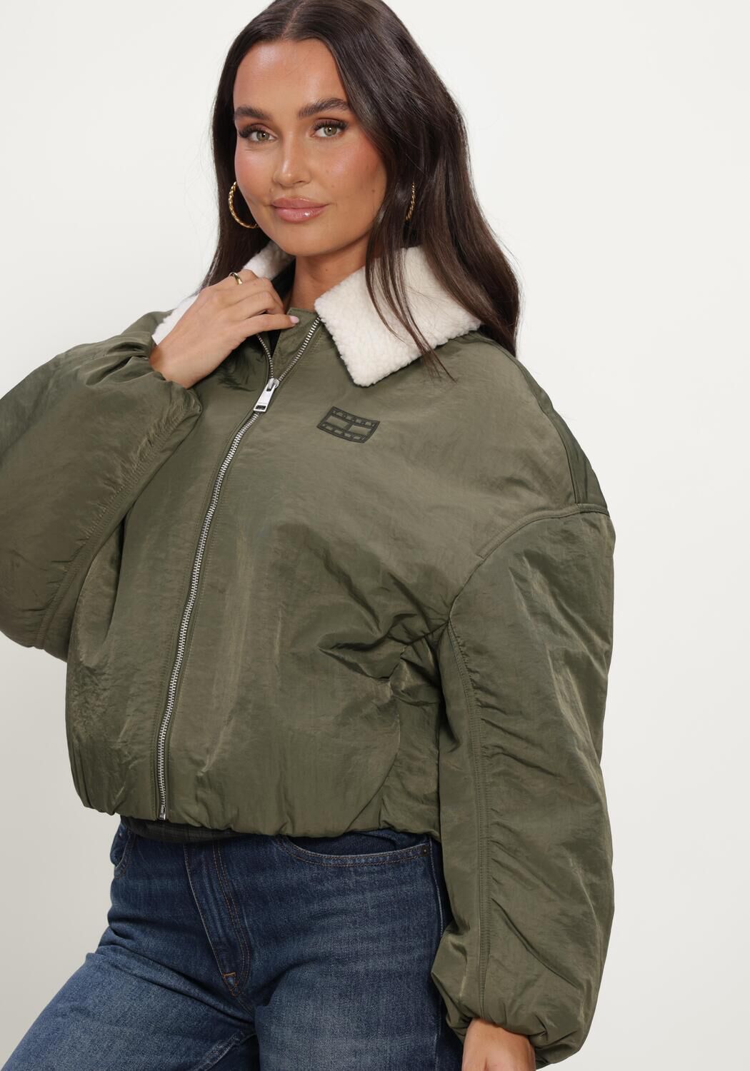Gr&uuml;ne TOMMY JEANS Jack TJW FUR COLLAR UTILITY BOMBER - large