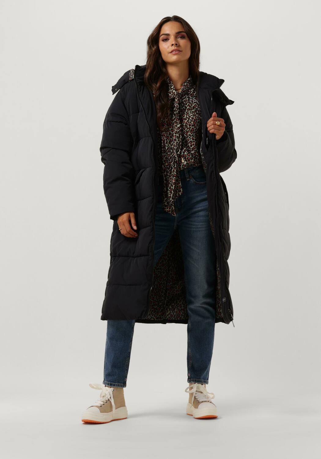 Omoda scotch soda outlet