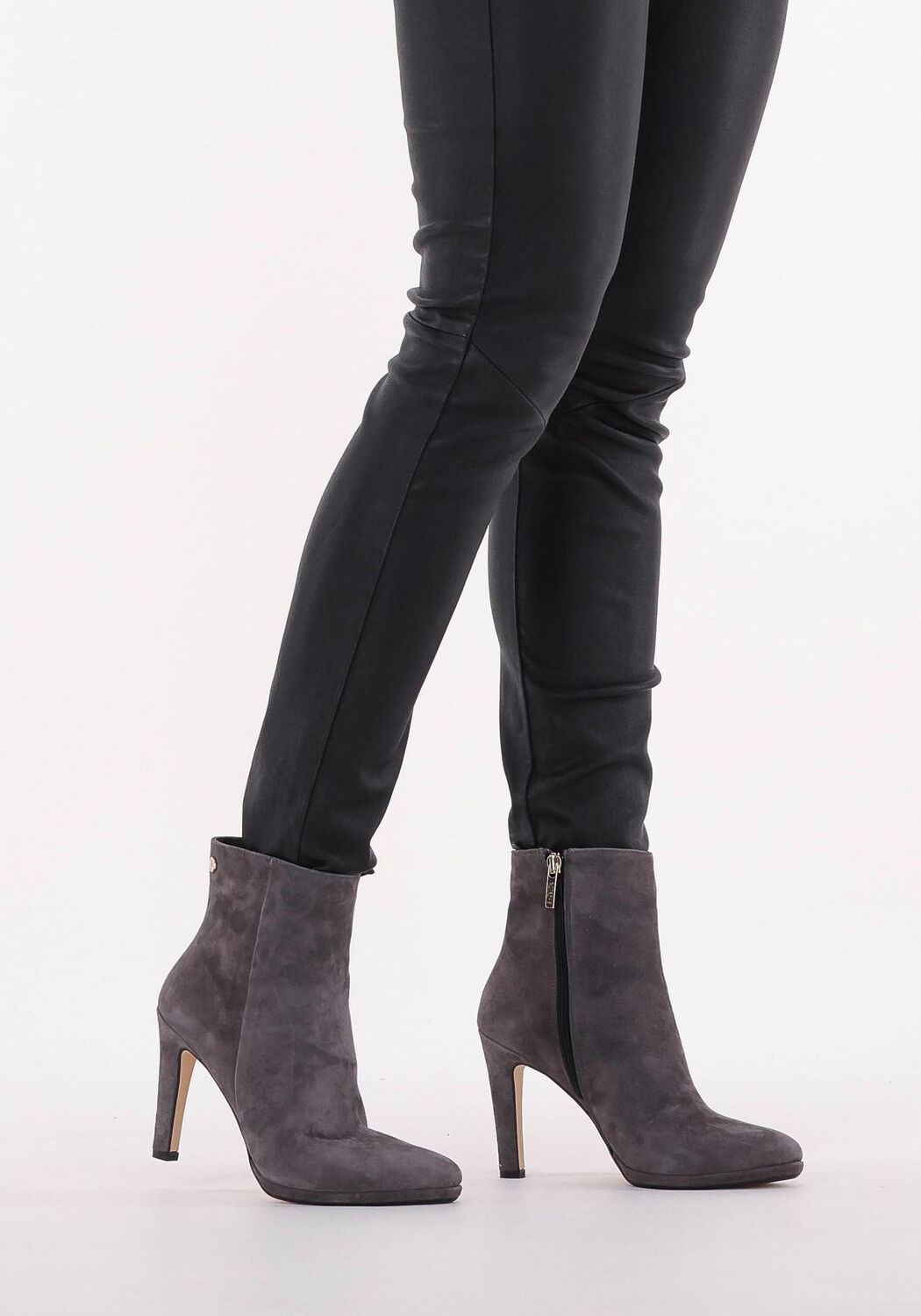 Graue NOTRE-V Stiefeletten 26533 - large