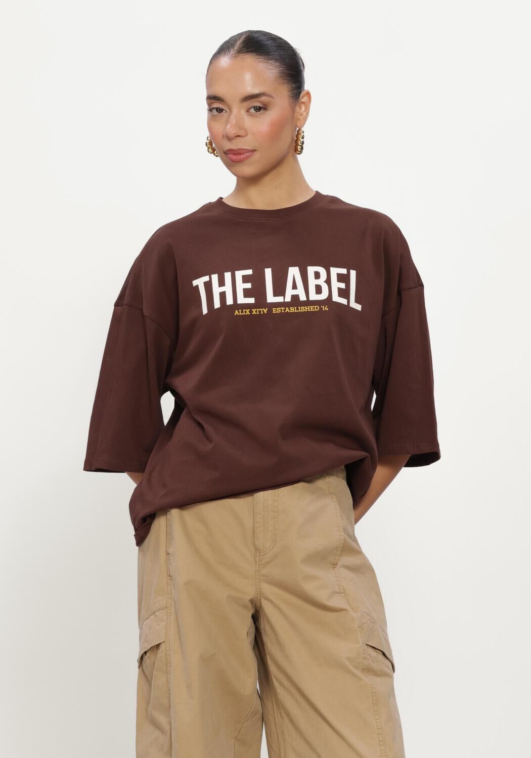 Braune ALIX THE LABEL Tops & T-shirts LADIES KNITTED THE LABEL OVERSIZED T-SHIRT - large