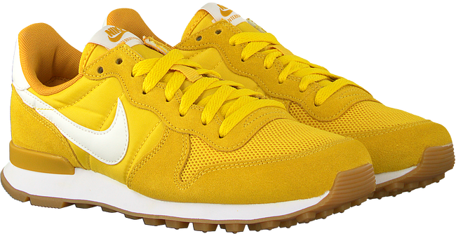 beige color nike