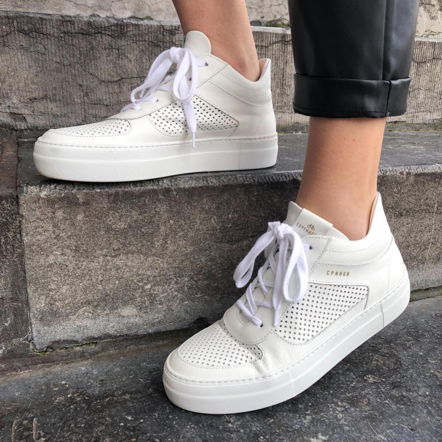 Wei&szlig;e COPENHAGEN STUDIOS Sneaker Low CPH402 - large