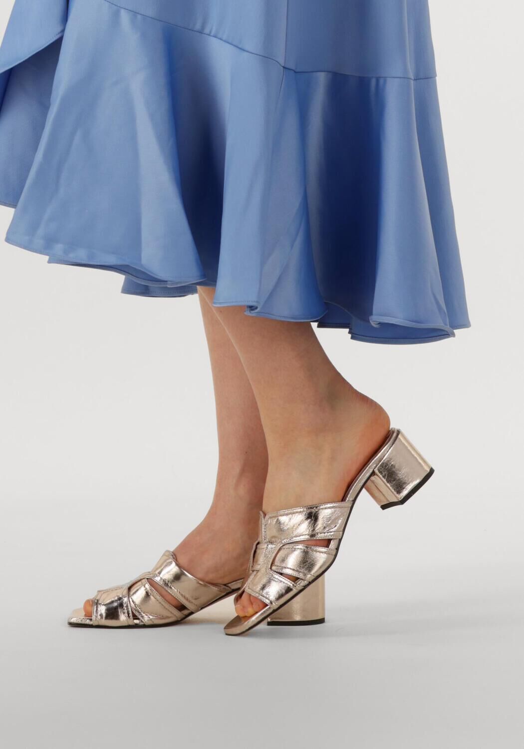 Goldfarbene NOTRE-V Sandaletten mit Absatz 42252/G - large