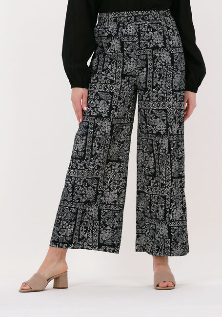 Schwarze JUST FEMALE Weite Hose STRONG PANTS - large