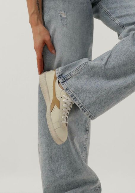 Wei&szlig;e DIADORA Sneaker Low GAME L LOW WAXED WN - large