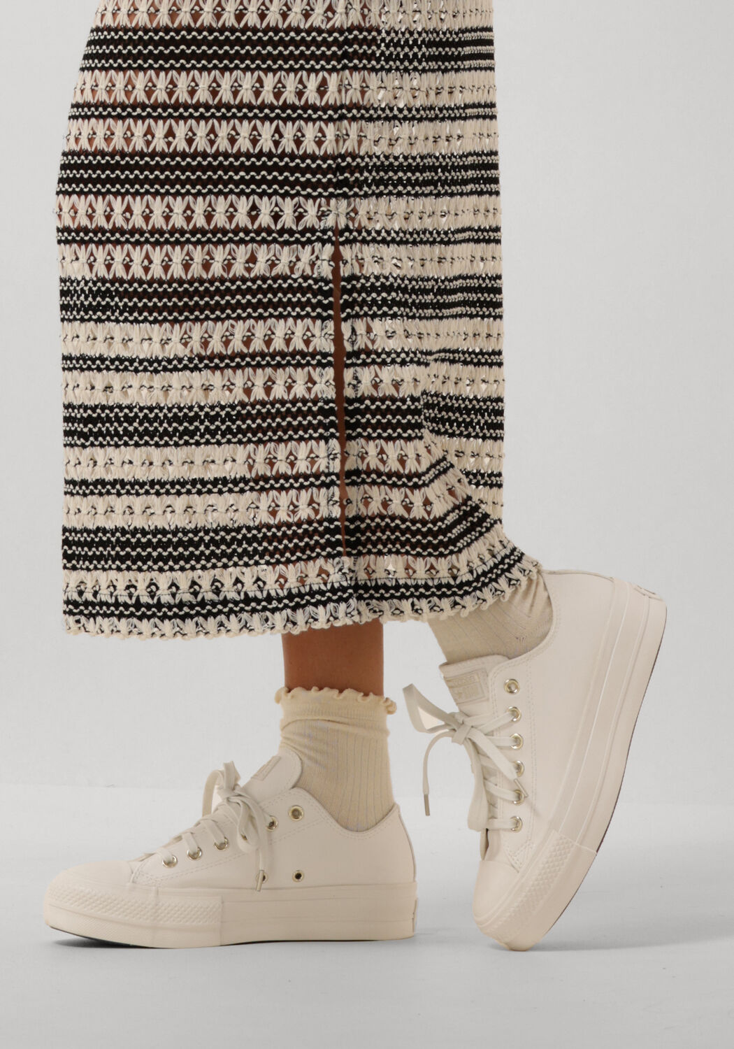 Wei&szlig;e CONVERSE Sneaker Low CHUCK TAYLOR ALL STAR LIFT PLATFORM MONO - large