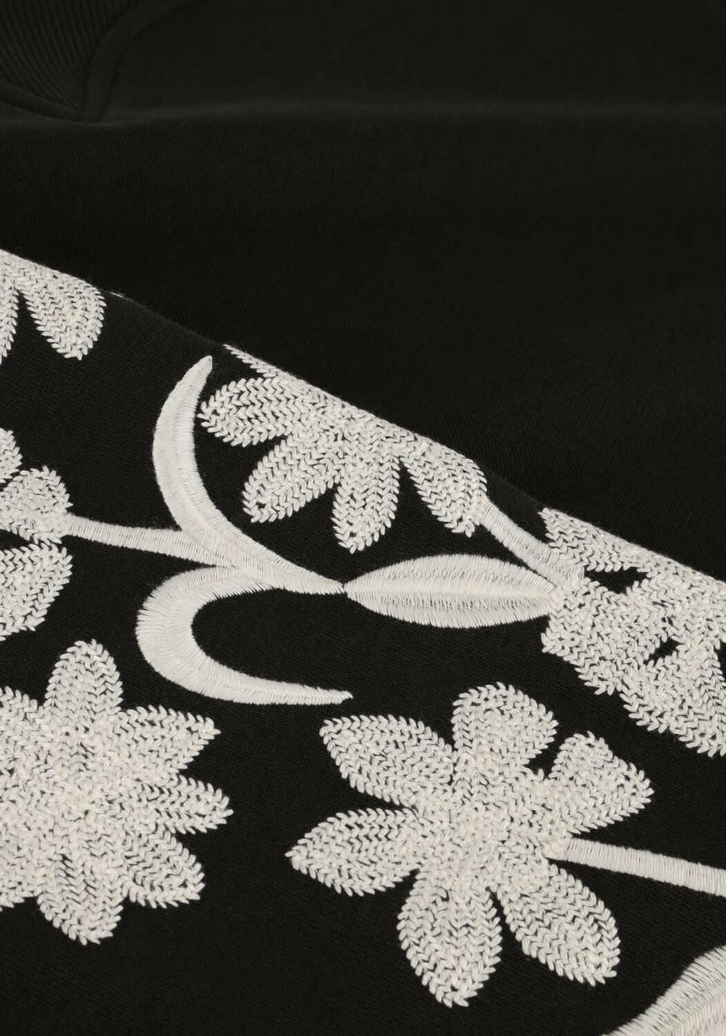 Schwarze SCOTCH & SODA Pullover EMBROIDERED SLEEVE SWEATSHIRT - large