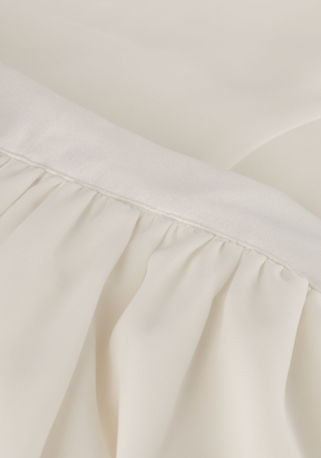 Wei&szlig;e Y.A.S. Brautmode YASMISTRA HW MAXI SKIRT - large