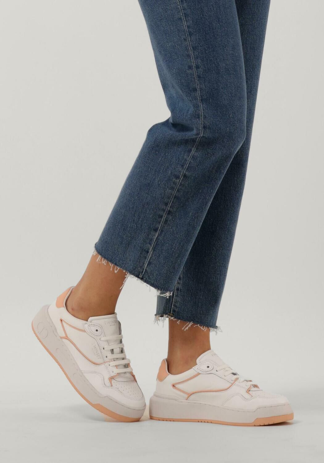 Wei&szlig;e TWINSET MILANO Sneaker Low 231TCP080 - large