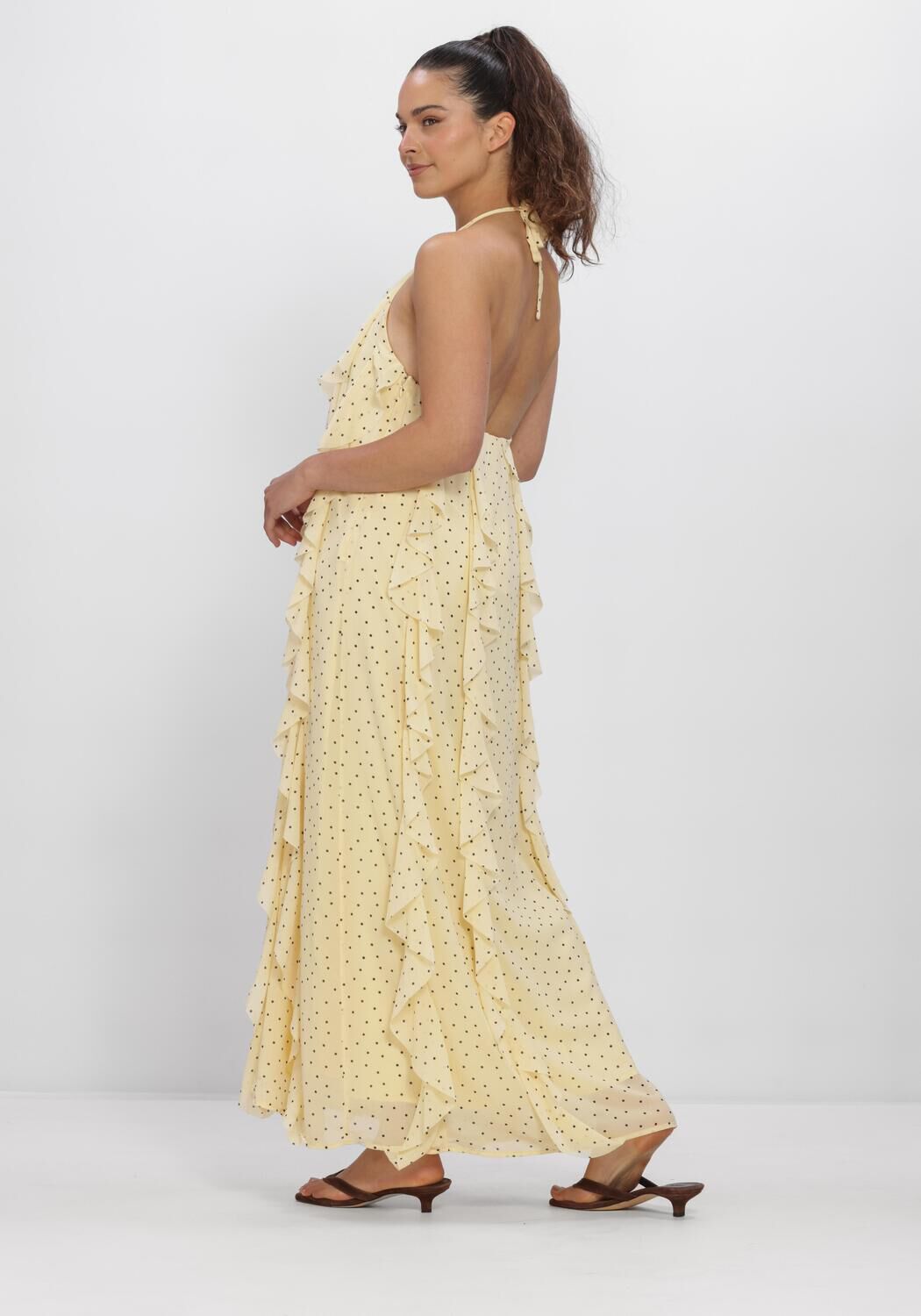 Gelbe Y.A.S. Kleider YASFINILLO HALTERNECK LONG - large
