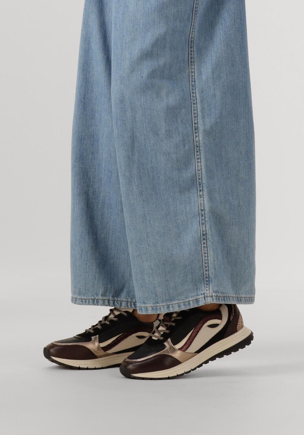 Braune NOTRE-V Sneaker Low RYLIE-01 - large