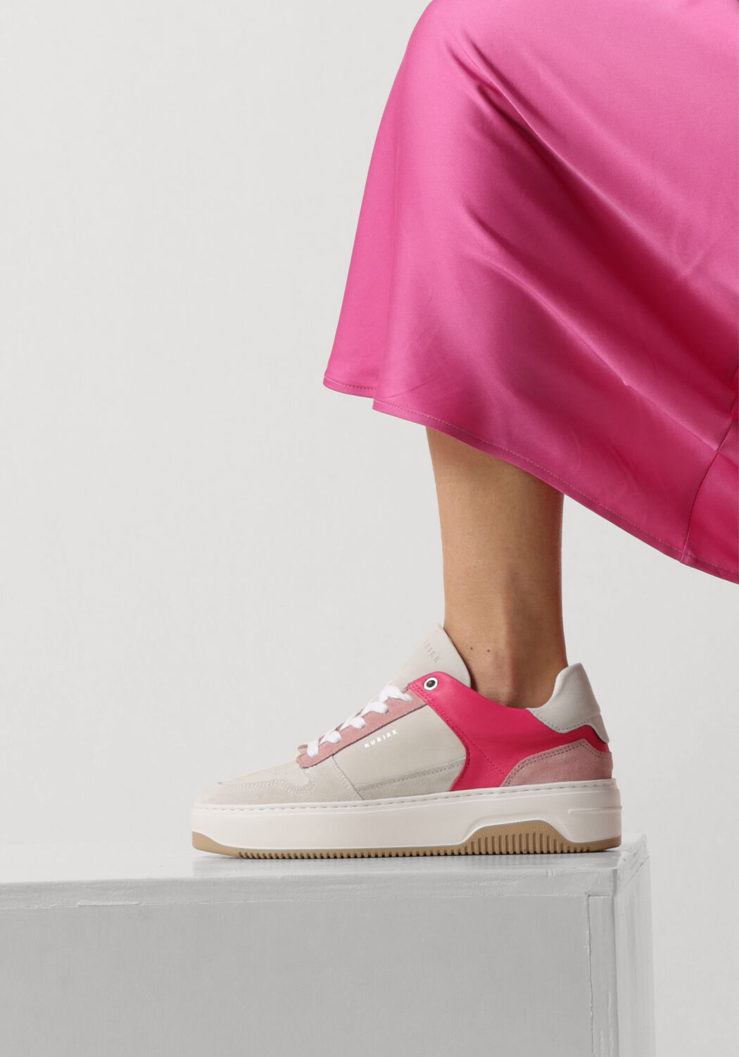 Wei&szlig;e NUBIKK Sneaker Low BASKET COURT DAMES - large