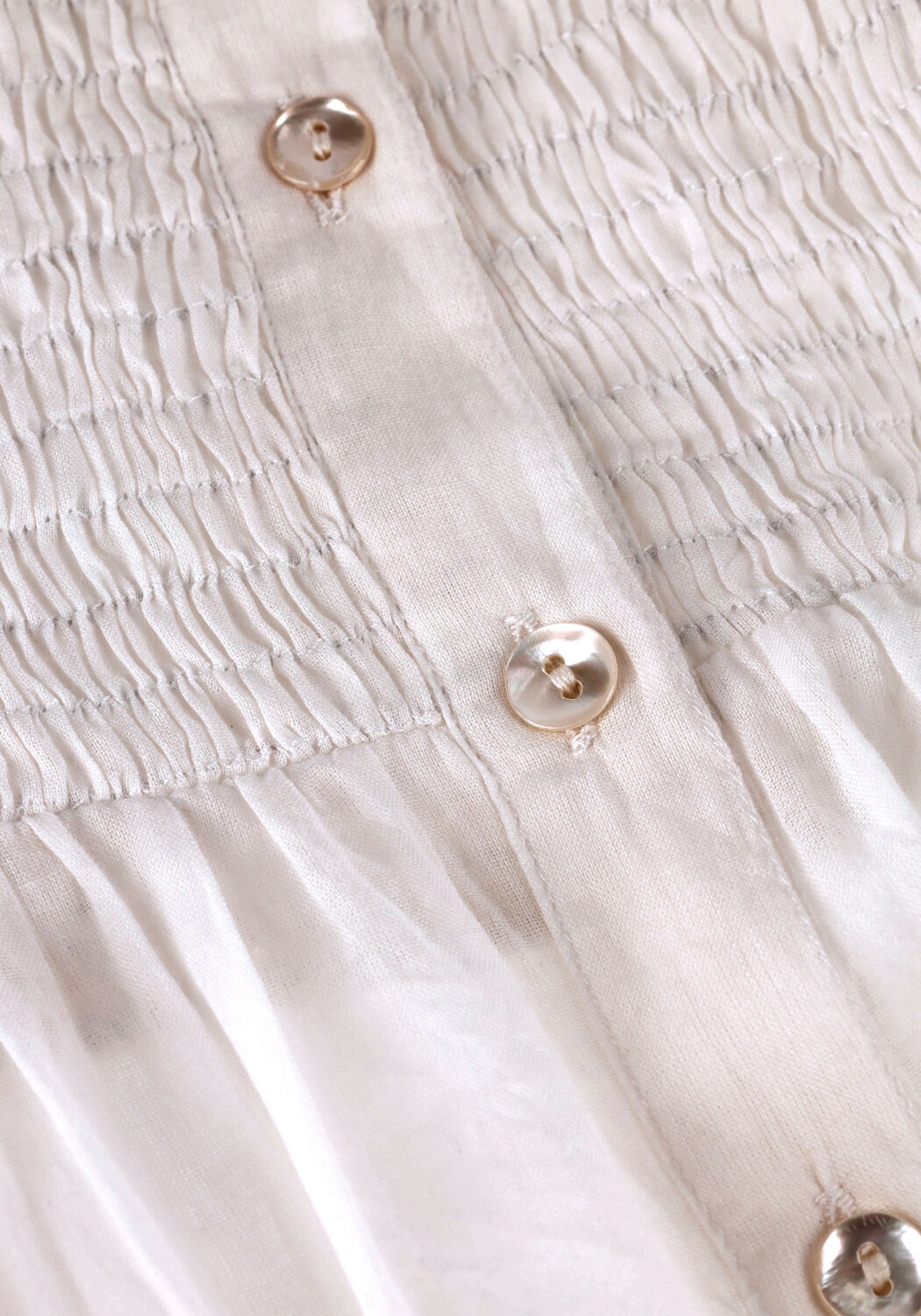 Wei&szlig;e ANTIK BATIK Blusen HITA SMOCKED - large