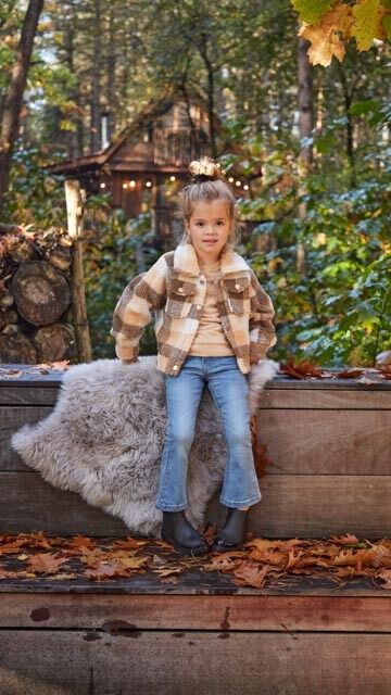 Blaue KOKO NOKO Flared jeans S48929 - large