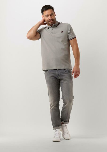 Hellgrau FRED PERRY Polo-Shirt TWIN TIPPED FRED PERRY SHIRT - large