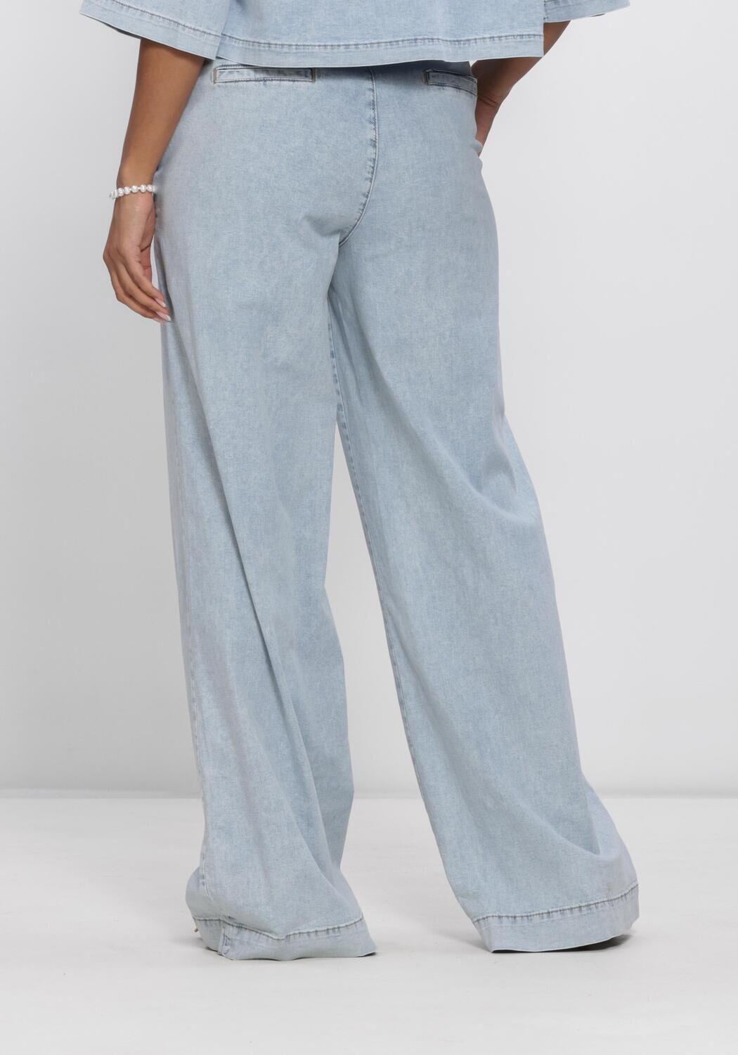 Blaue JANSEN AMSTERDAM Wide jeans SAAR BROEK LLBD 429 LIGHT DEMIN LONG WIDE ELASTIC WAIST AT BACK - large