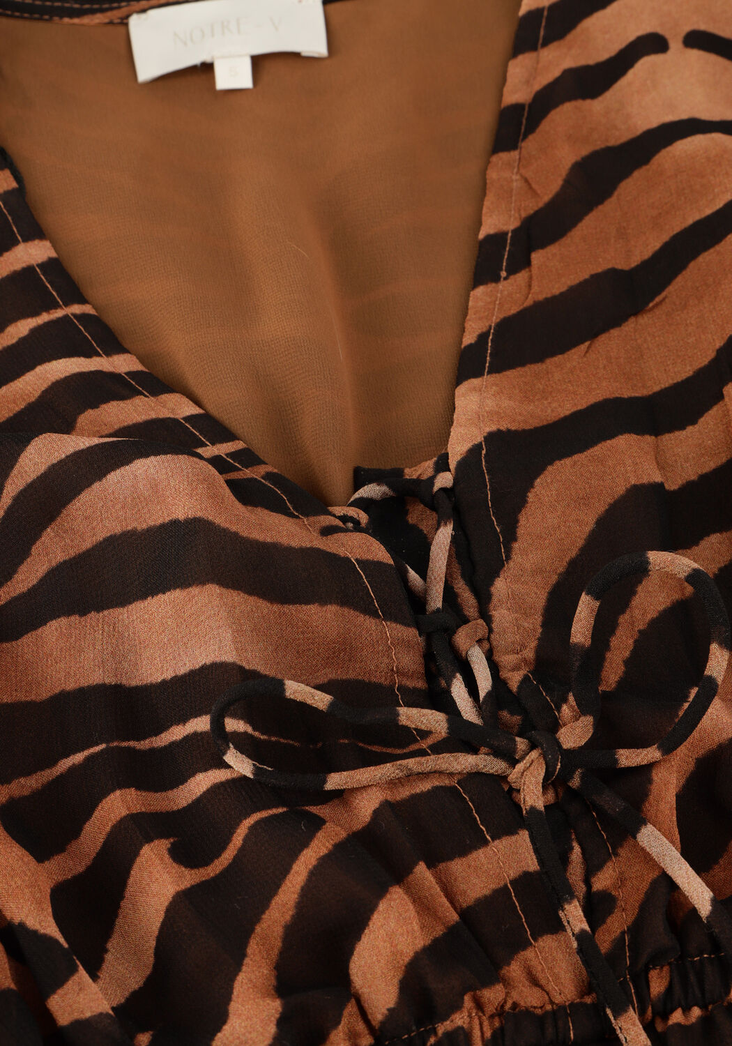 Schwarze NOTRE-V Maxikleid NV-FIORE - large