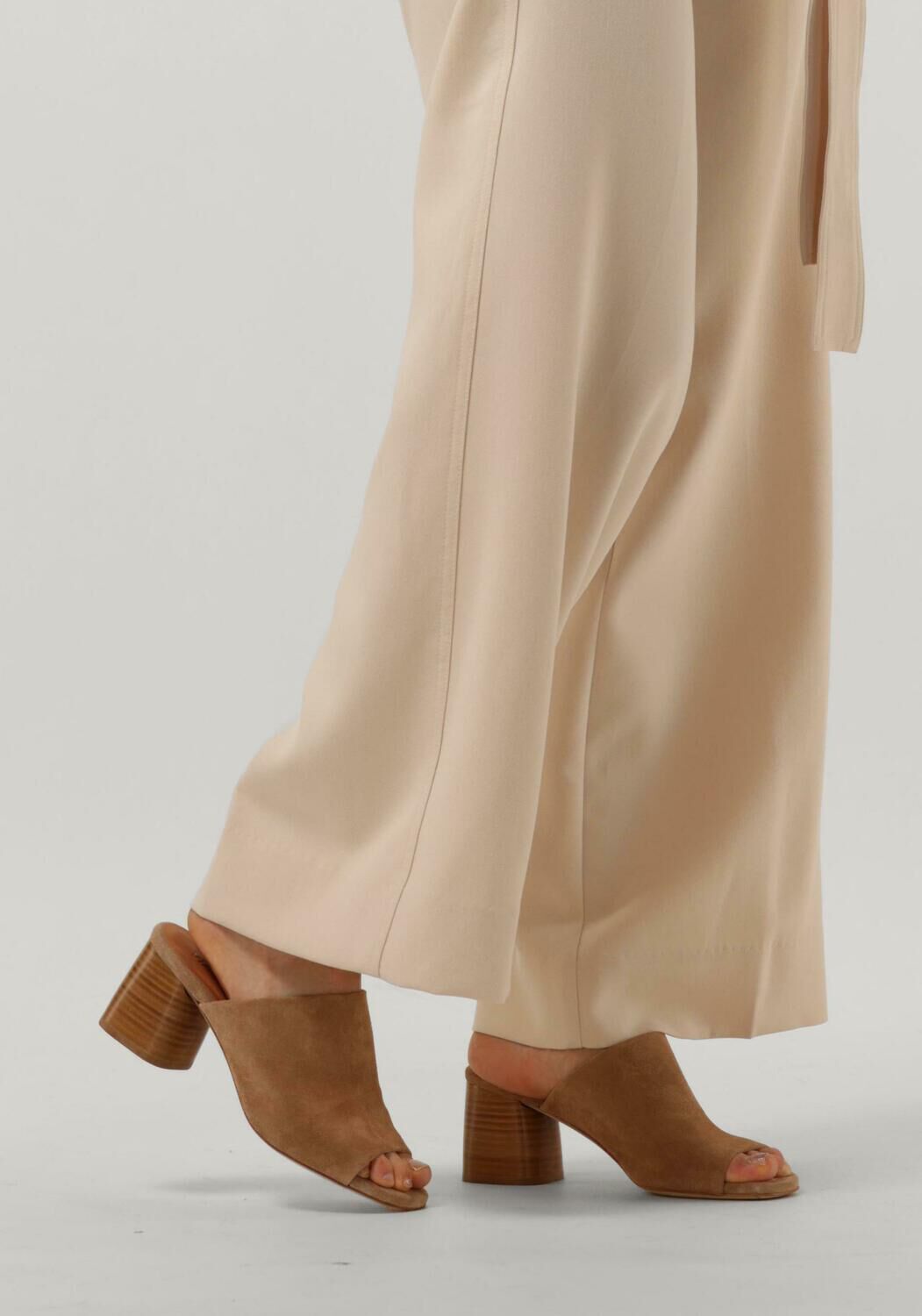 Braune VIA VAI Mules POLLY - large