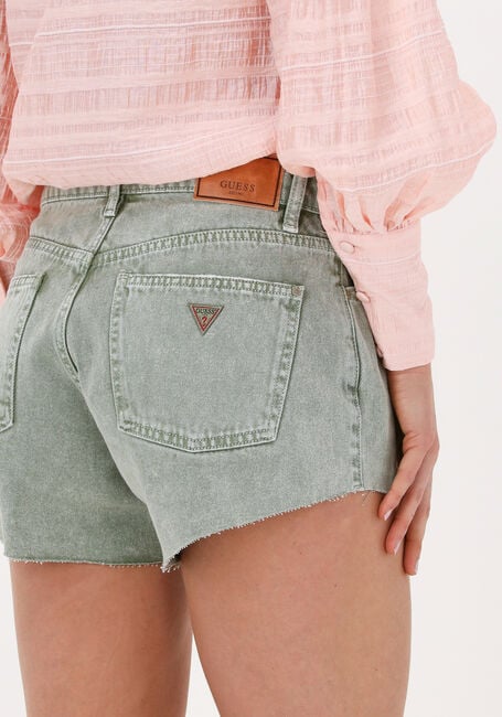 Graue GUESS Hosen MANILLA SHORT - large