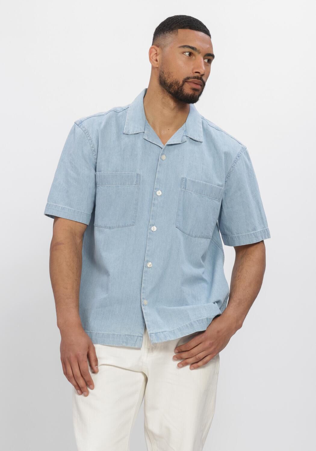 Hellblau SELECTED MEN Casual-Oberhemd SLHRLXCARLO DENIM SS SHIRT  RESORT - large
