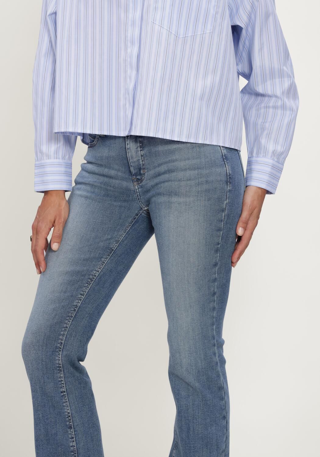 Blaue MAC Wide jeans 0358L AUTHENTIC MEGA FLEX - large