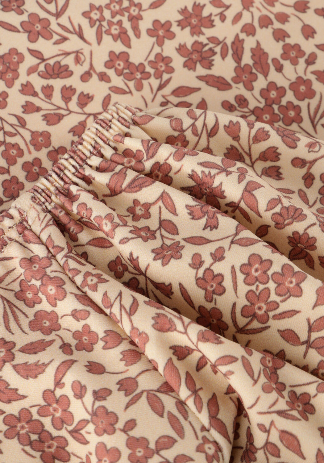 Braune QUINCY MAE Badeanz&uuml;ge CATALINA ONE-PIECE SWIMSUIT FLOWER FIELD - large