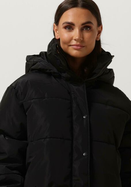 Schwarze COLOURFUL REBEL Wattierte Jack RESY LONG PUFFER JACKET - large