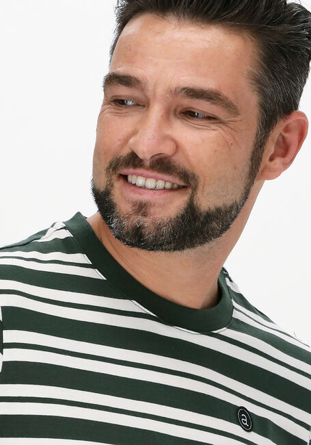 Gr&uuml;ne ANERKJENDT T-shirt AKROD T-SHIRT - large