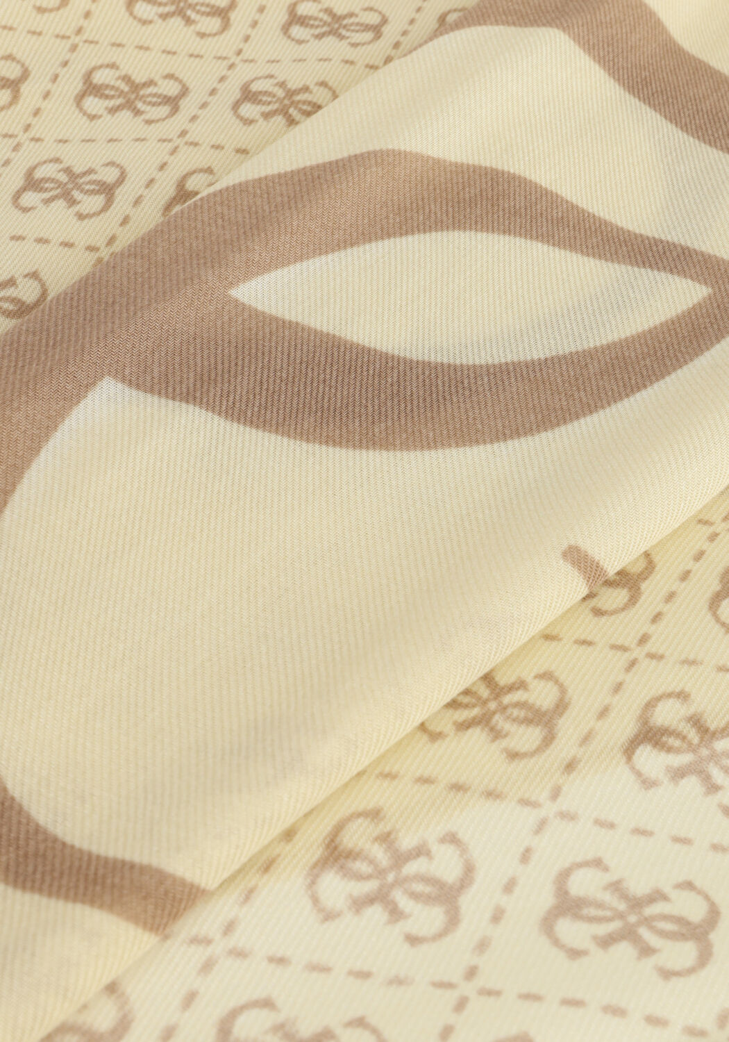 Camelfarbene GUESS Schal AIETA KEFIAH - large