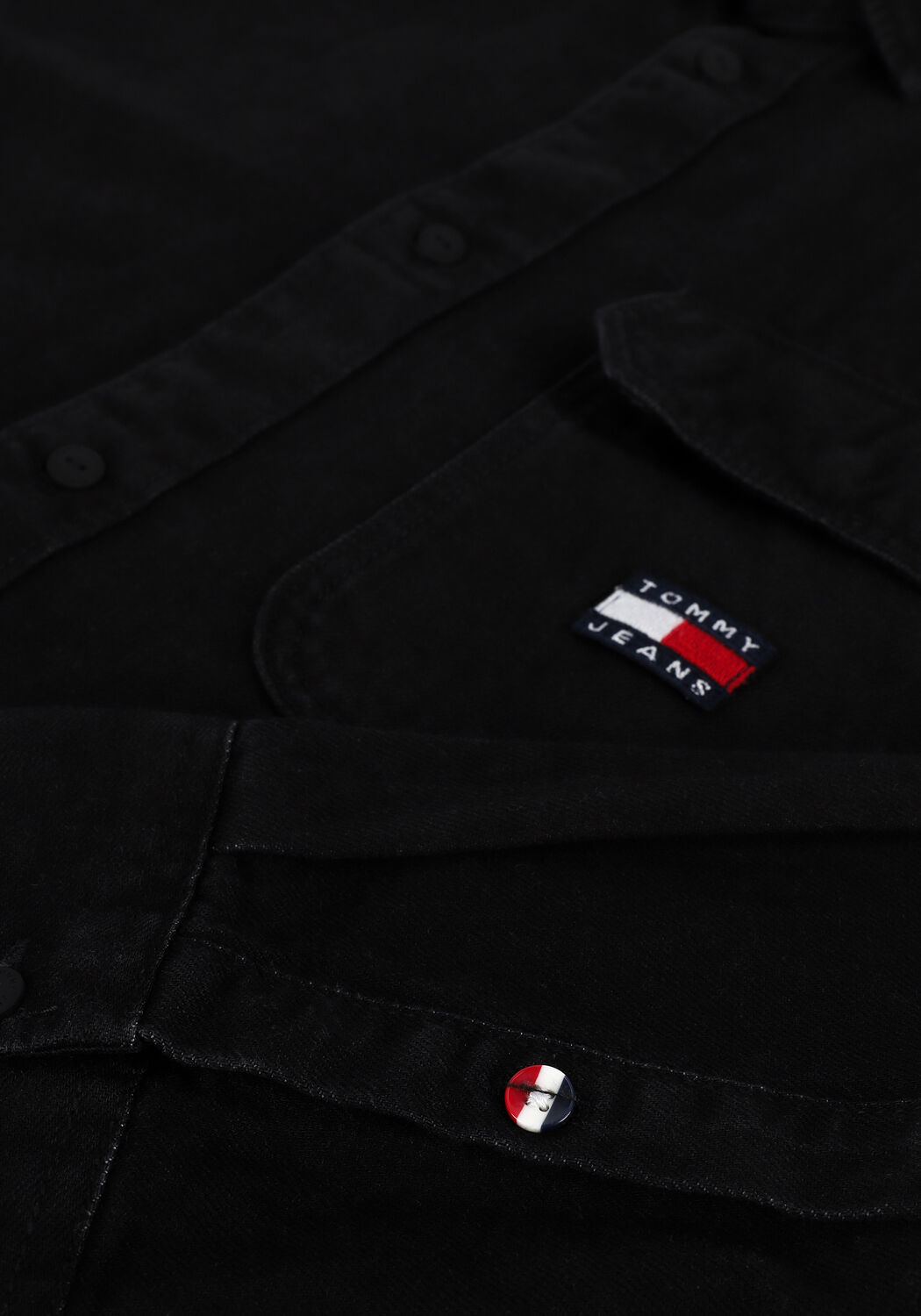 Schwarze TOMMY JEANS Overshirt TJM TRUE BLACK DENIM SHIRT - large
