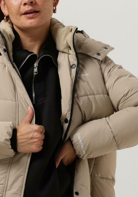 Beige CALVIN KLEIN Wattierte Jack MONOLOGO NON DOWN LONG PUFFER - large