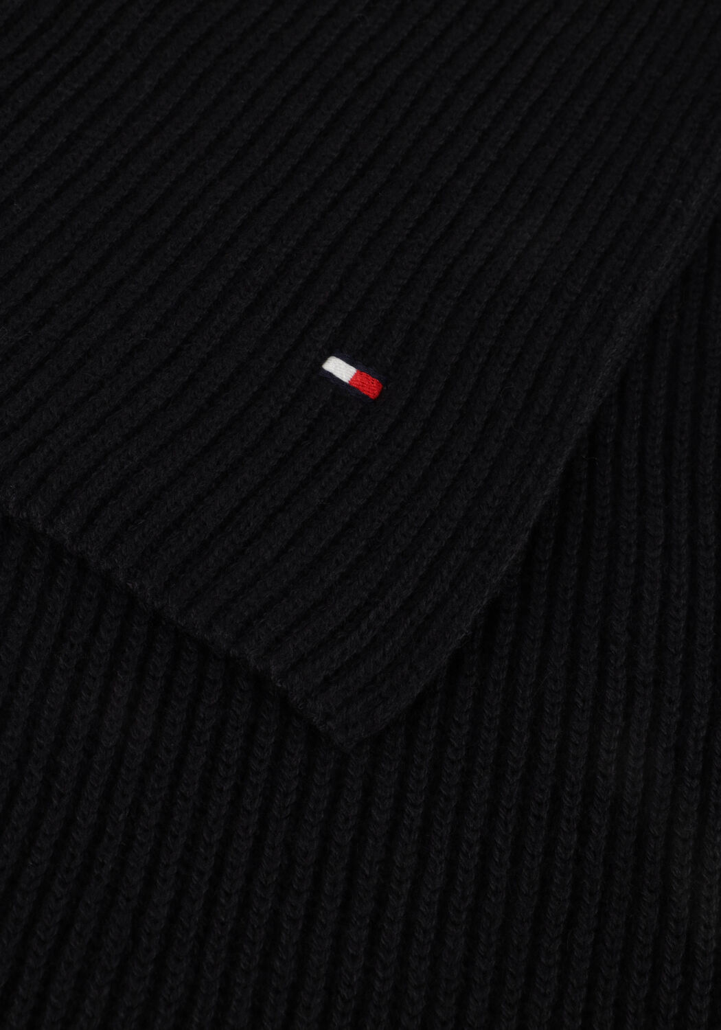 Schwarze TOMMY HILFIGER M&uuml;tze GP FLAG BEANIE + SCARF - large