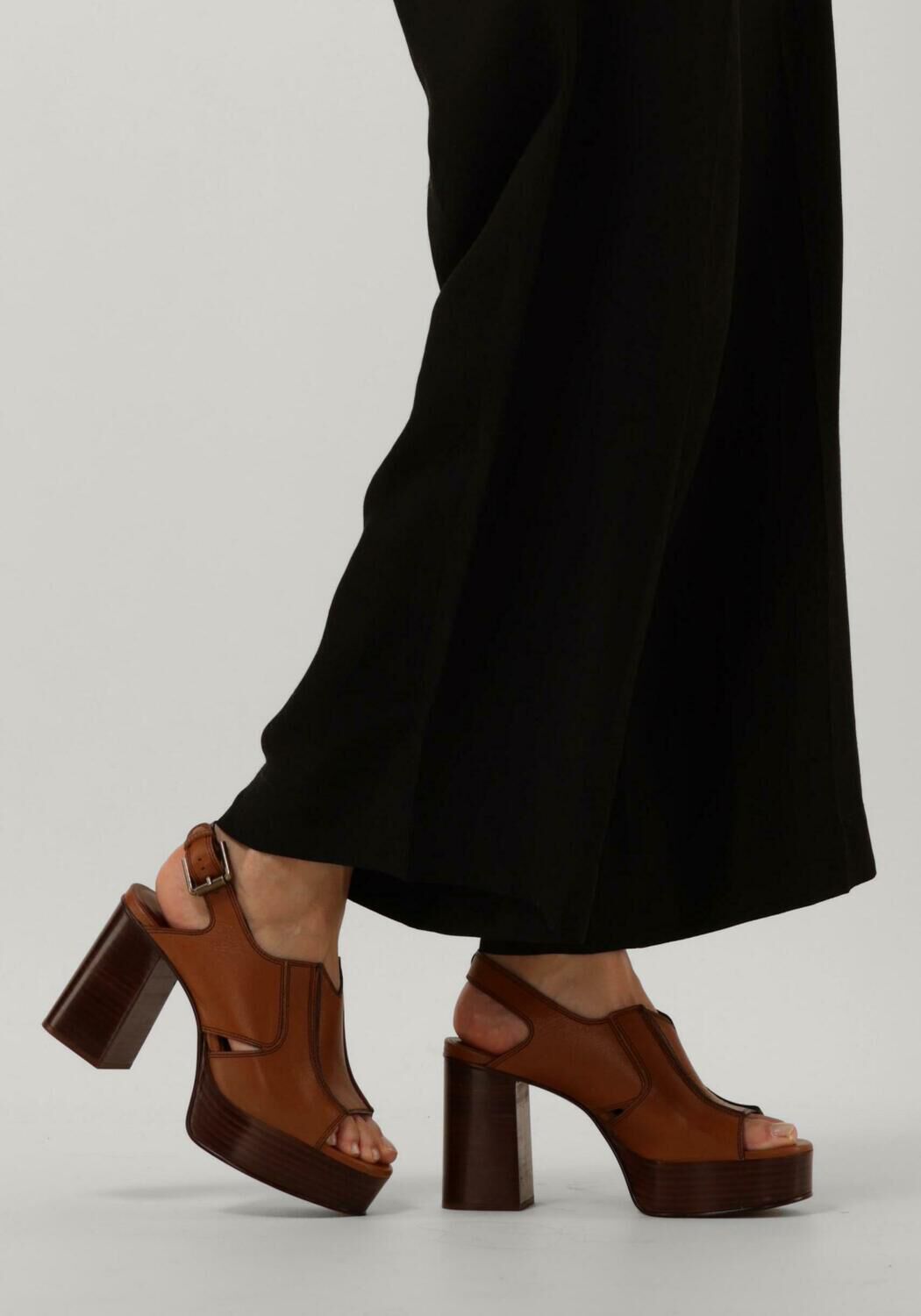 Braune SEE BY CHLO&Eacute; Sandalen HAZEL - large