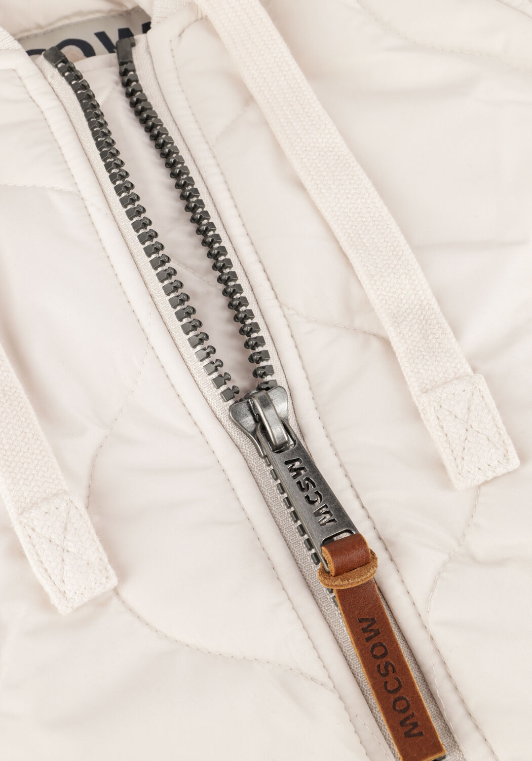 Wei&szlig;e MOSCOW Wattierte Jack 07-08-SWAGSSHORT - large