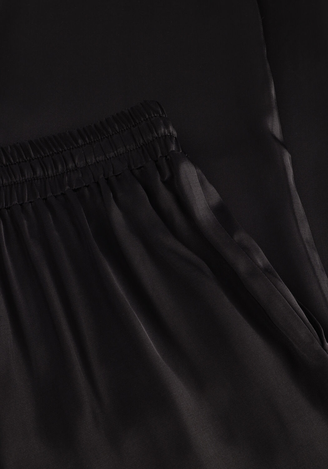 Schwarze RESORT FINEST Hose SATIN PANTS - large