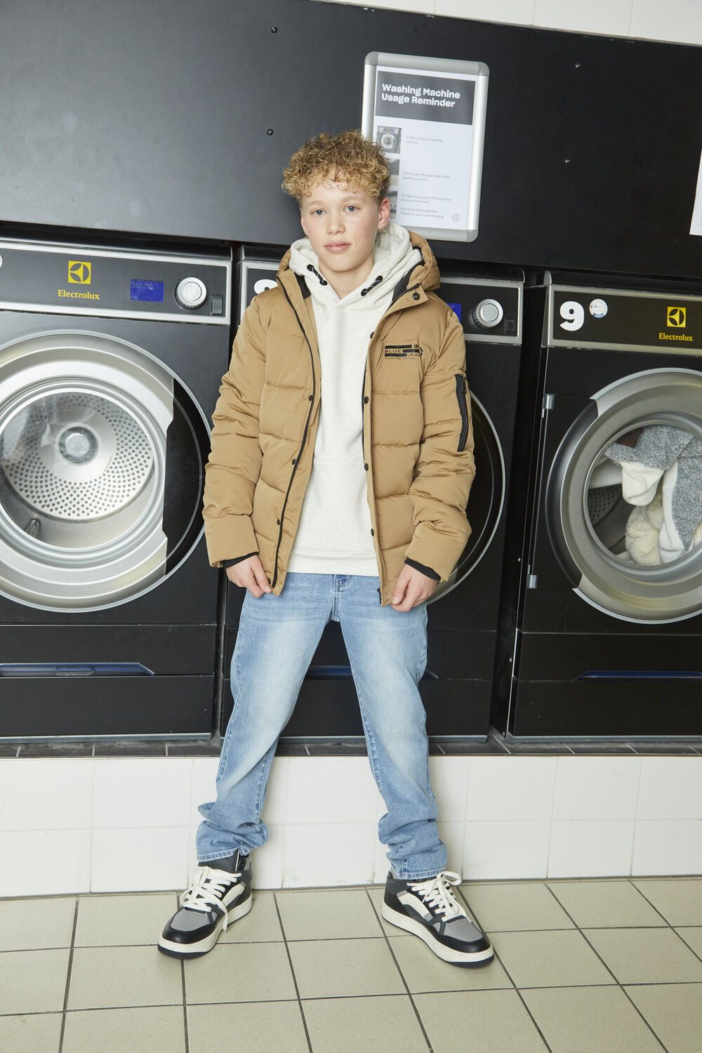 Blaue INDIAN BLUE JEANS Straight leg jeans MAX STRAIGHT FIT - large