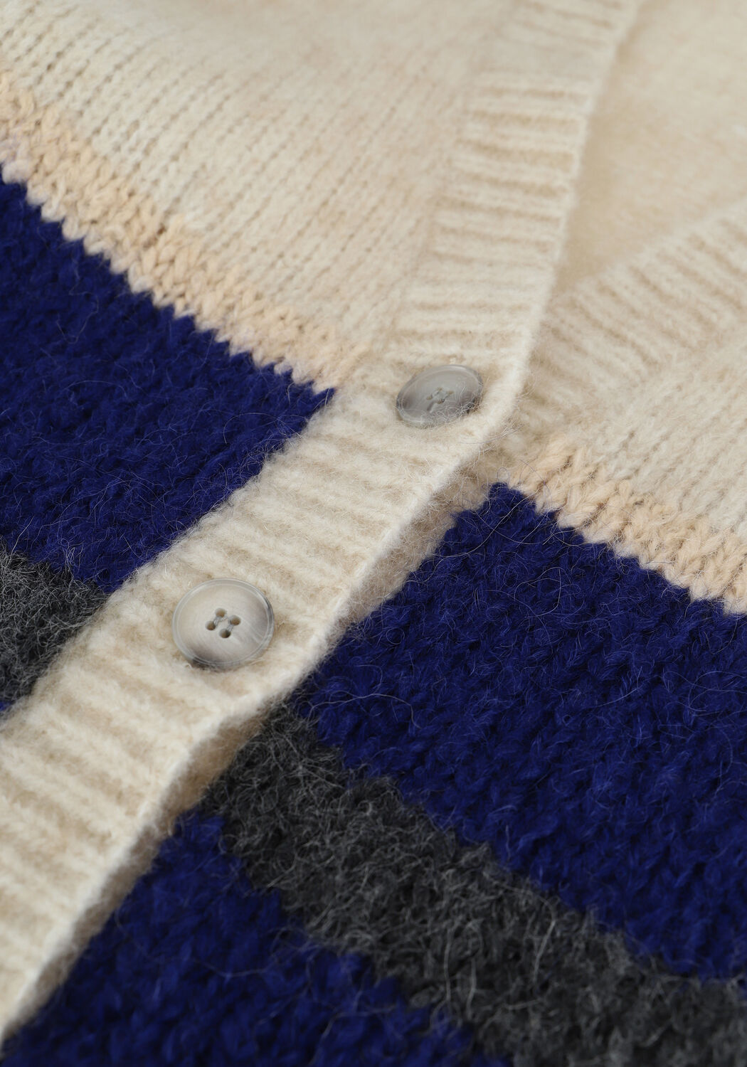 Nicht-gerade weiss JUST FEMALE Strickjacke SAGGA CARDIGAN - large