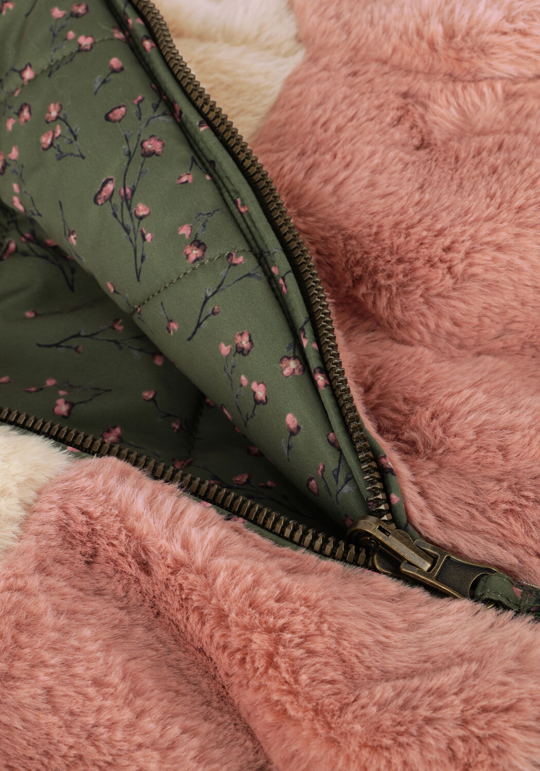 Mehrfarbige/Bunte YOUR WISHES Fake-Fur-Jack OTILA REVERSIBLE JACKET - large