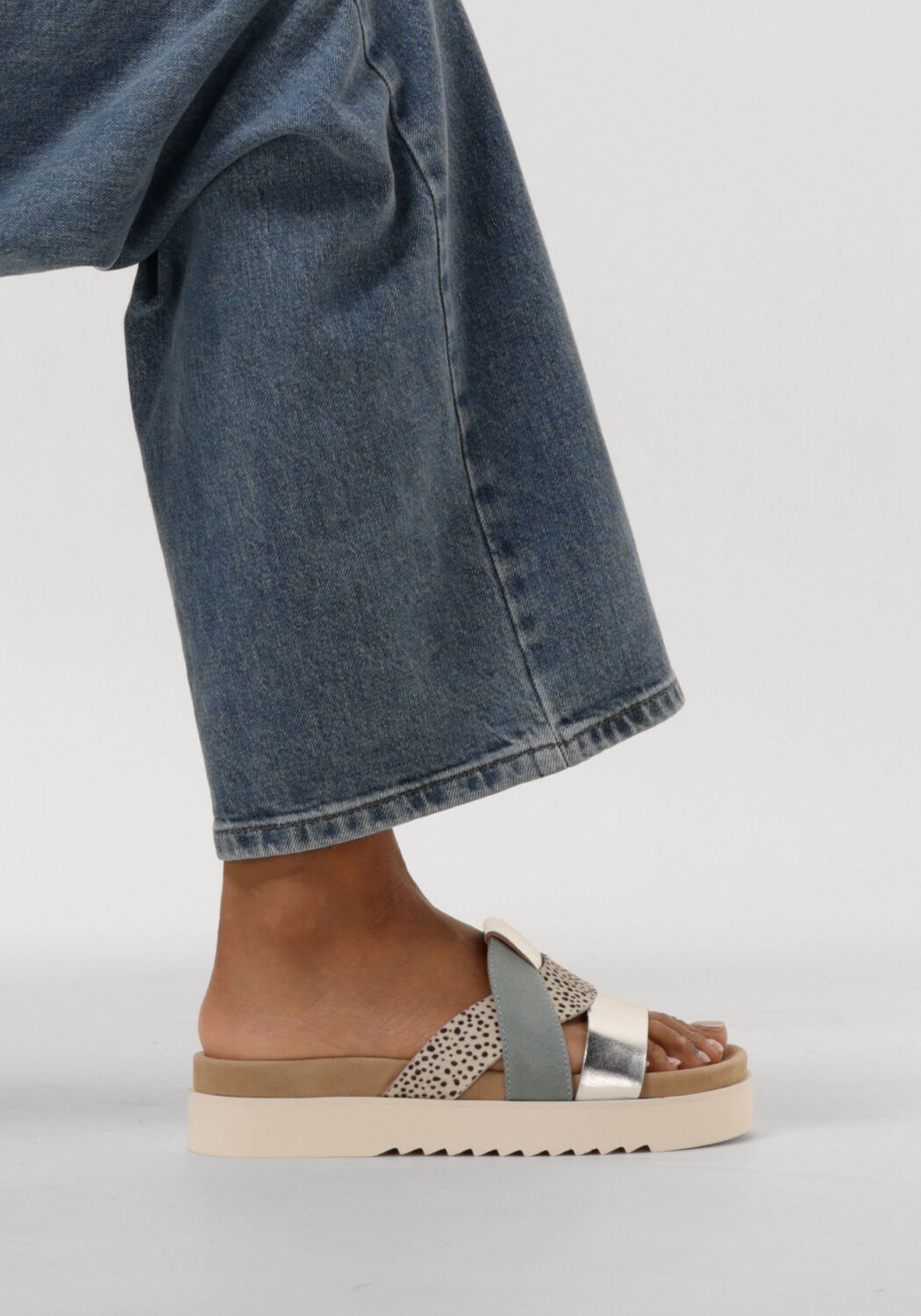 Blaue MARUTI Pantolette BARI - large