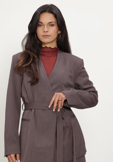 Braune OBJECT Blazer OBJLISA LO L/S BELT BLAZER - large