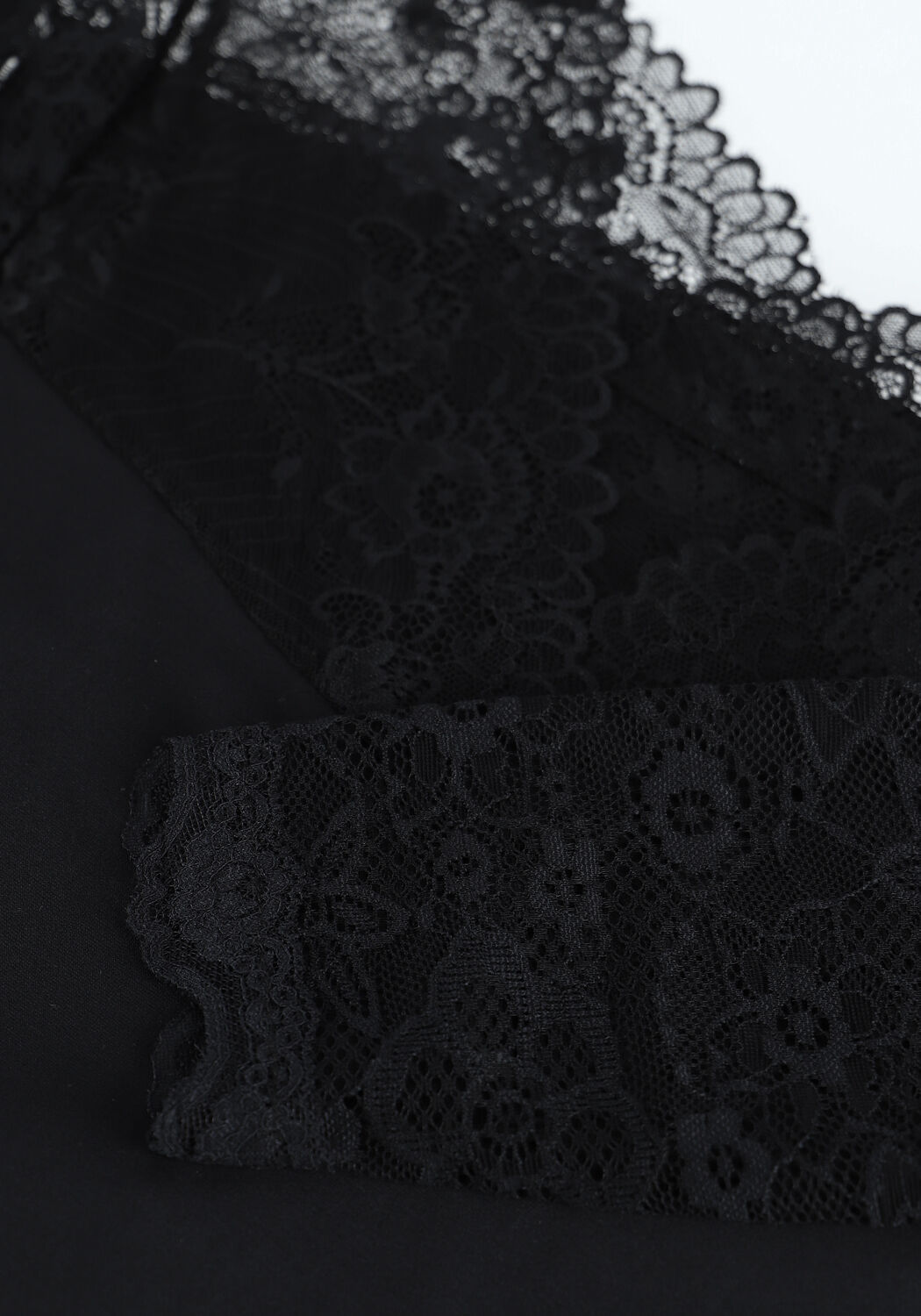 Schwarze MINUS Top VANESSA V-NECK LONG SLEEVE - large