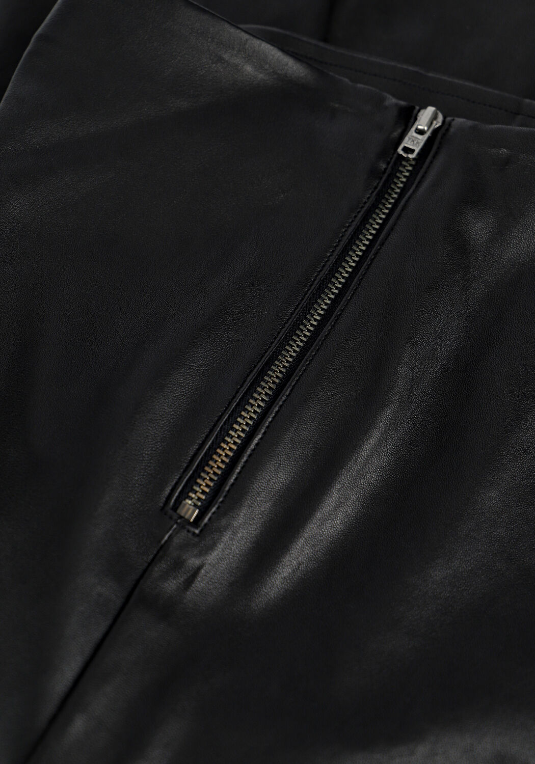 Schwarze Y.A.S. Legging YASZEBA STRETCH LEATHER LEGGING - large