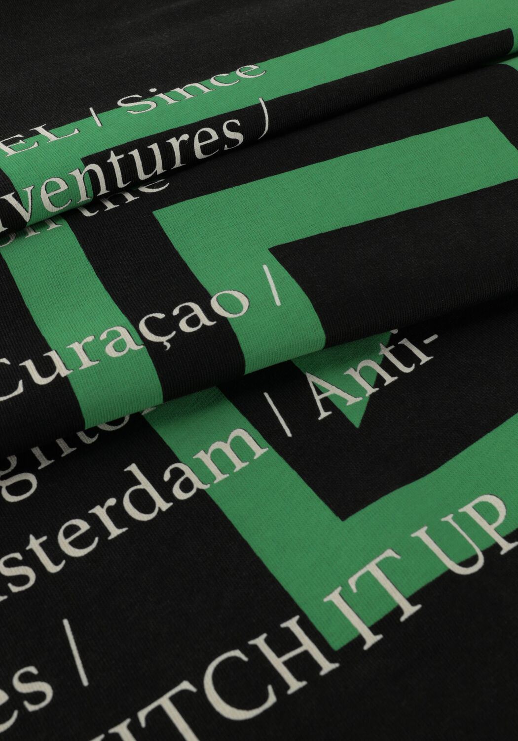 Schwarze ALIX THE LABEL T-shirt LADIES KNITTED ON TOUR T-SHIRT - large