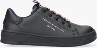 Schwarze TOMMY HILFIGER Sneaker low 32052 - medium