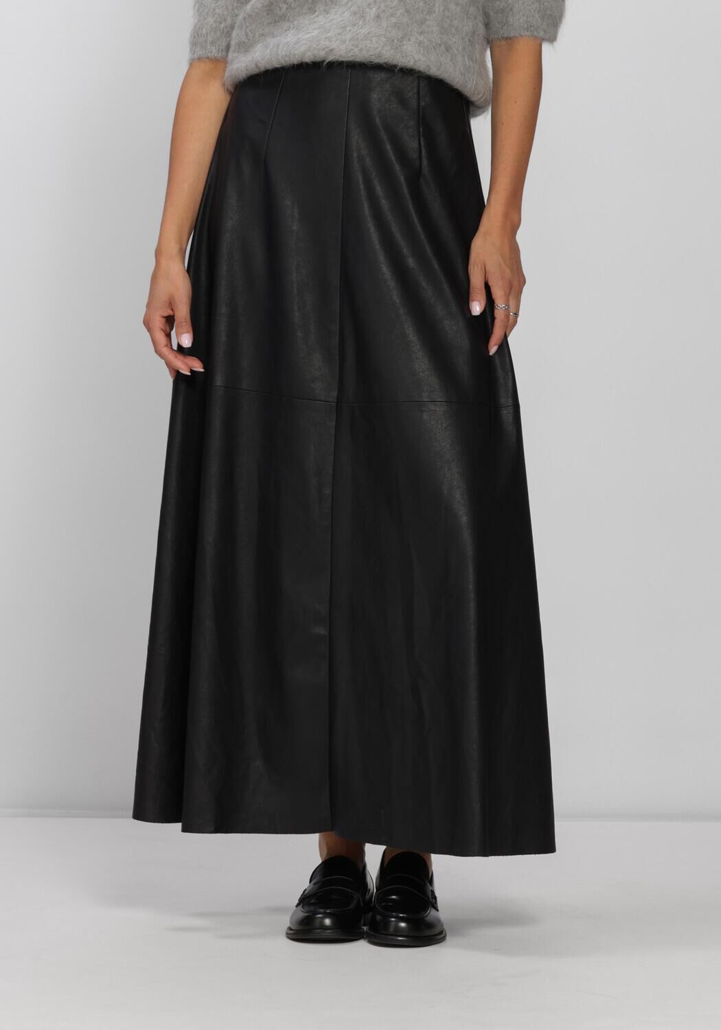 Schwarze KNIT-TED R&ouml;cke AYLA SKIRT - large